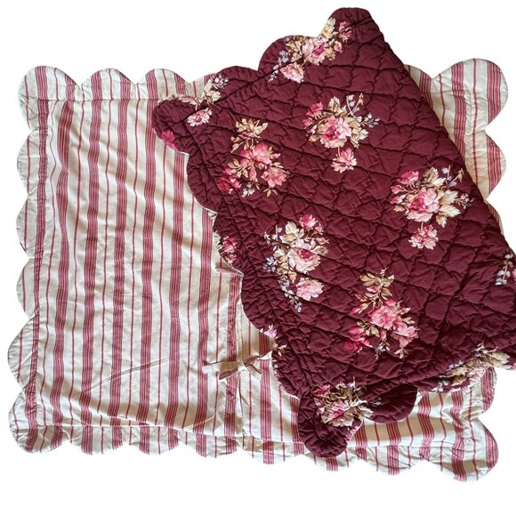The Company Store VTG Quilted Pillow Shams BRG Floral & Stripes Scallop Edges - Picture 2 of 9